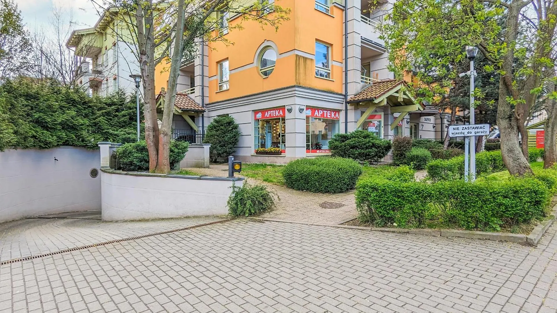 Seaside Apartment With Parking In Sopot By Noclegi Renters Polonia